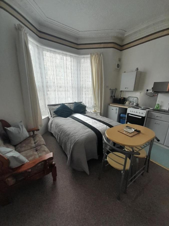 Nova Holiday Apartments 黑潭 外观 照片